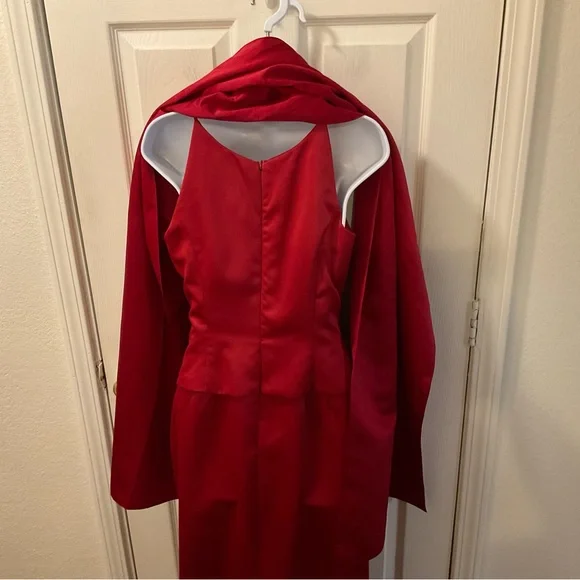 Michaelangelo Red Satin Gown - Picture 5 of 16